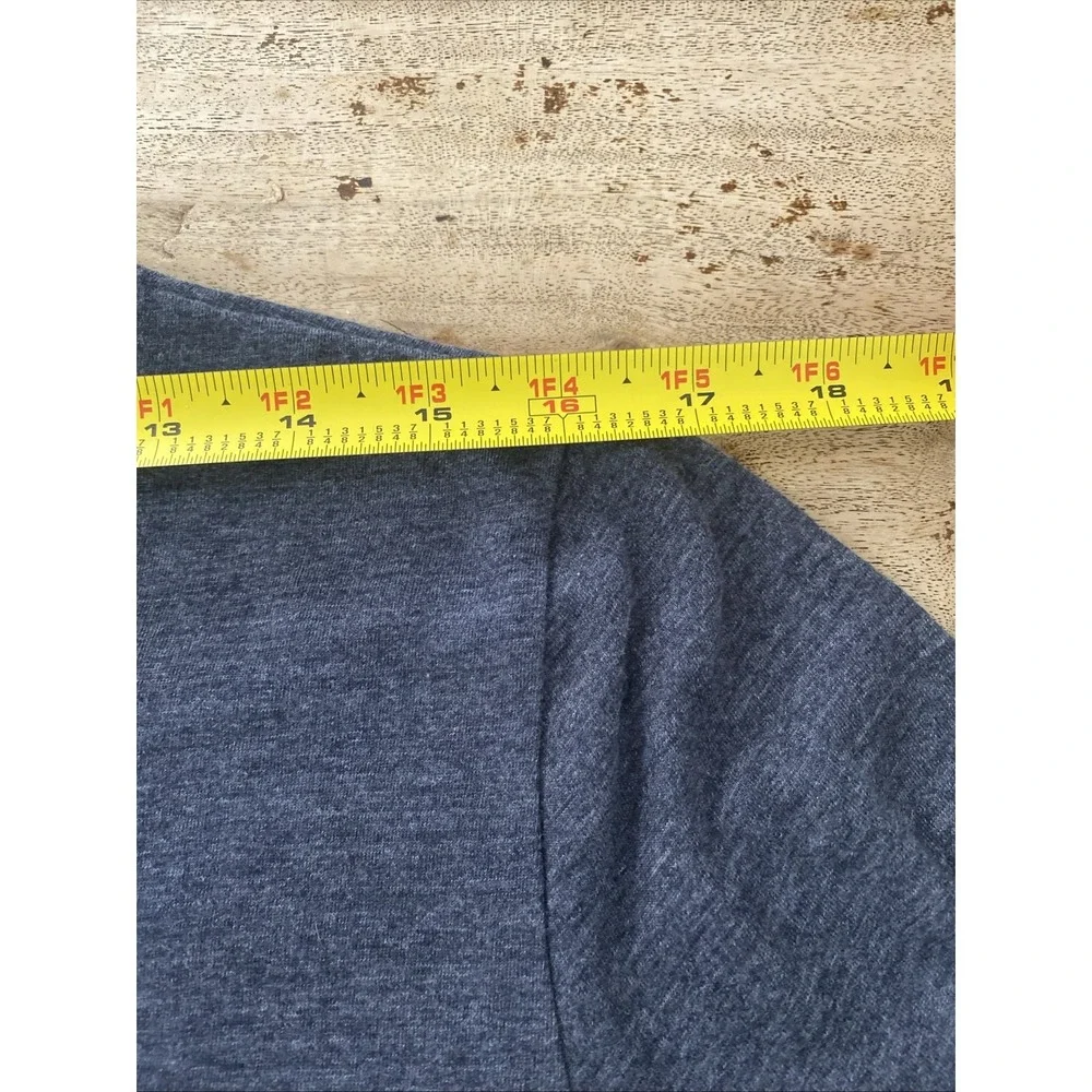 The North Face lightweight fabric Men's TShirt Blue Heather /Bl. Letters S/P NWT